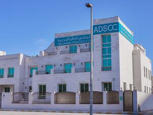 Abu Dhabi University and Abu Dhabi Stem Cells Center sign an MoU to exchange knowledge in healthcare