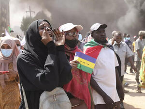 إجهاض تنفيذ بنود الوثيقة الدستورية