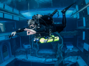 Deep Dive Dubai