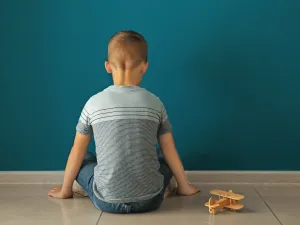 هل يشفى الطفل من طيف التوحد؟