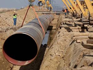 60 مليون قدم الى لبنان