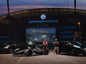 Nissan Electrifies Manchester City With Pulse-racing Driving Stunt   