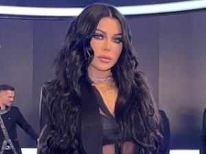 Haifa Wehbe Ignites Her Concert in Dubai and Describes Wael Kfoury as 'The King' (Video)