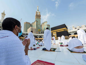 أداء مناسك العمرة