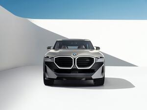 سيارة BMW Concept XM - القوة والرفاهية الفائقة إلى أبعد الحدود