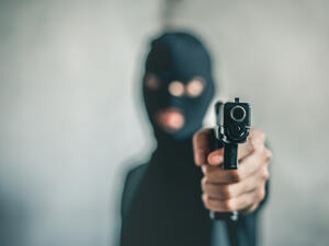 25 armed robbers are killed by Brazilian cops