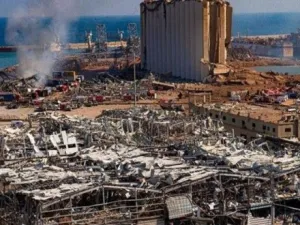 انفجار مرفأ العاصمة اللبنانية بيروت