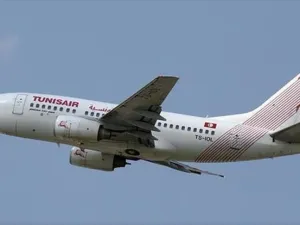 طائرة تونسية