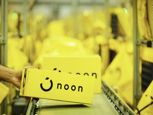 دعمت Visa جهود منصة نون لتحويل خيارات الدفع بشكل سريع من الدفع النقدي إلى الدفع الإلكتروني عند الإستلام توقيع شراكة استراتيجية بين نون وVisa لمدة 5 سنوات