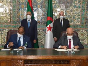 الجزائر وموريتانيا توقعان عدة اتفاقيات تعاون