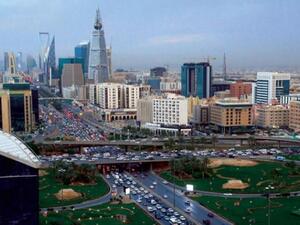 القبض على 5 أشخاص ظهروا بفيديو وبحوزتهم مخدرات بالرياض