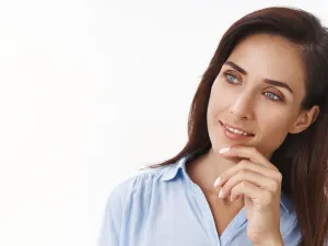 أطعمة وأعشاب وعصائر تساعد على تصفية البشرة