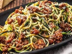 نودلز الملفوف المقلية