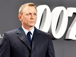 جيمس بوند