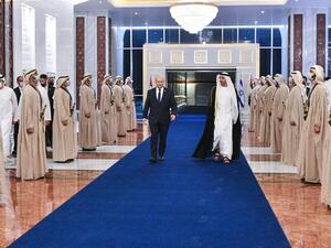 Israeli PM with UAE FM in Abu Dhabi 