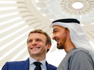 Macron (L), Mohammad Ben Zayed