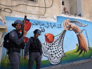 Palestinians to raze own homes East Jerusalem