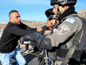 Israeli forces arrested over 400 people, human rights group added.
