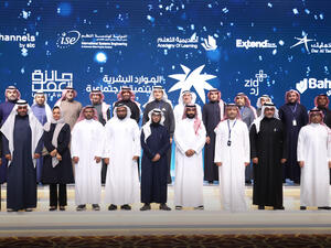 خلال الحدث البحري تحصد "جائزة العمل" وتصنف بيئة العمل المثالية الجاذبة للكوادر الوطنية الشابة