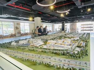 The two sides discussed means of future collaboration and the possibility of replicating The Sustainable City model in Jordan, in addition Secretary-general of the Ministry of Investment Jordan Visits The Sustainable City, Dubai”