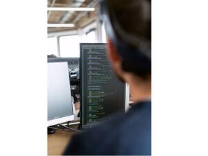 جارتنر: 6 توجّهات ترسم معالم قطاع البنى التحتية والعمليات خلال العام 2022