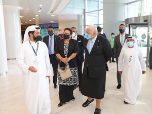 رئيس وزراء جزر فيجي يزور مركز دبي للسلع المتعددة في برج الماس لاستكشاف الفرص التجارية المتاحة في دبي