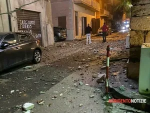  انهيار مبنى في ايطاليا