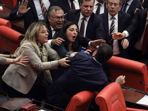 شجار داخل البرلمان التركي