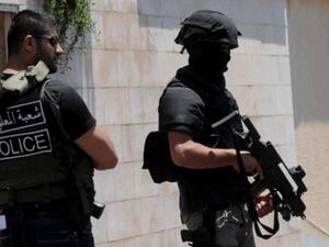 عنصران من الأمن اللبناني