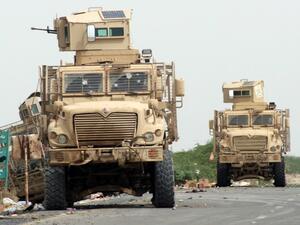 مدرعات تابعة للتحالف العربي في اليمن