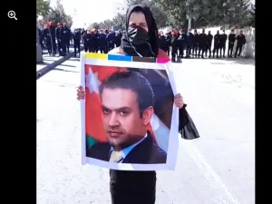 مواجهات بين قوات الامن الاردني وانصار وعائلة النائب السابق اسامة العجارمة