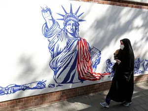اللهيان: التفاوض حال اقتضت الضرورة