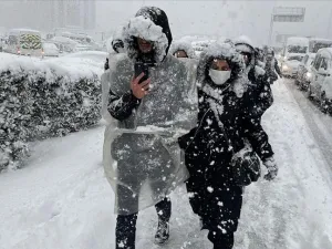 تساقط كثيف للثلوج على اسطنبول