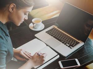 حظك اليوم مع توقعات الأبراج اليوم الخميس 13 يناير/كانون الثاني 2022