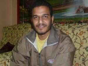 الناشط الحقوقي رامي كامل