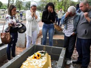 اميركا الاولى في عدد الوفيات والاصابات