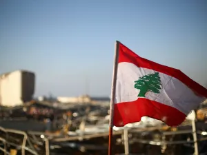 حزب فوق الدولة... حزب دمر لبنان!