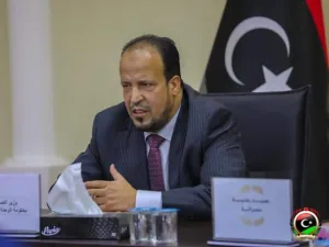 وزير الصحة علي الزناتي