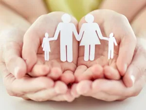 طبيب البوابة: 5 أخطاء تربية تجعل الأطفال أنانيين