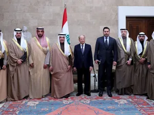  وزير الخارجية الكويتي الشيخ أحمد ناصر المحمد الصباح وصل السبت إلى بيروت
