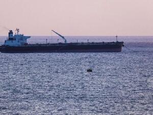 جماعة أنصار الله تتهم التحالف باحتجاز سفينة وقود جديدة