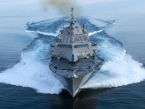 بارجة حربية أمريكية