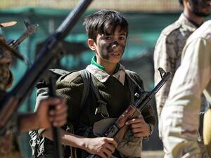 اصطحاب أطفال للقتال