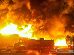 حريق في قاعدة عسكرية غربي إيران