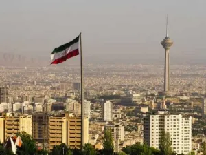 فرديد... الانتصار بهيدغر للجمهورية الإسلامية