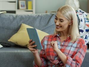 حظك اليوم مع توقعات الأبراج اليوم الجمعة 25 فبراير/ شباط 2022