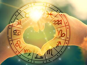 كيف يقع برج الدلو في الحب؟