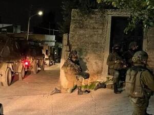 الاحتلال يحيط بمنزل الاسير محمود غالب جرادات