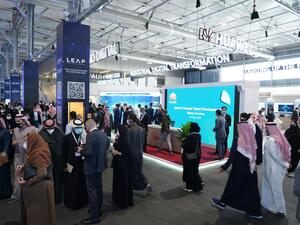 "هواوي" تشارك خبراتها في تخطيط وتنفيذ استراتيجيات الرقمنة لمختلف القطاعات والصناعات خلال مشاركتها كراعي استراتيجي لمؤتمر  LEAP في الرياض