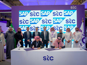إبرام شراكة بين "إس إيه بي" و stc لتحسين الخدمات والحلول الرقمية